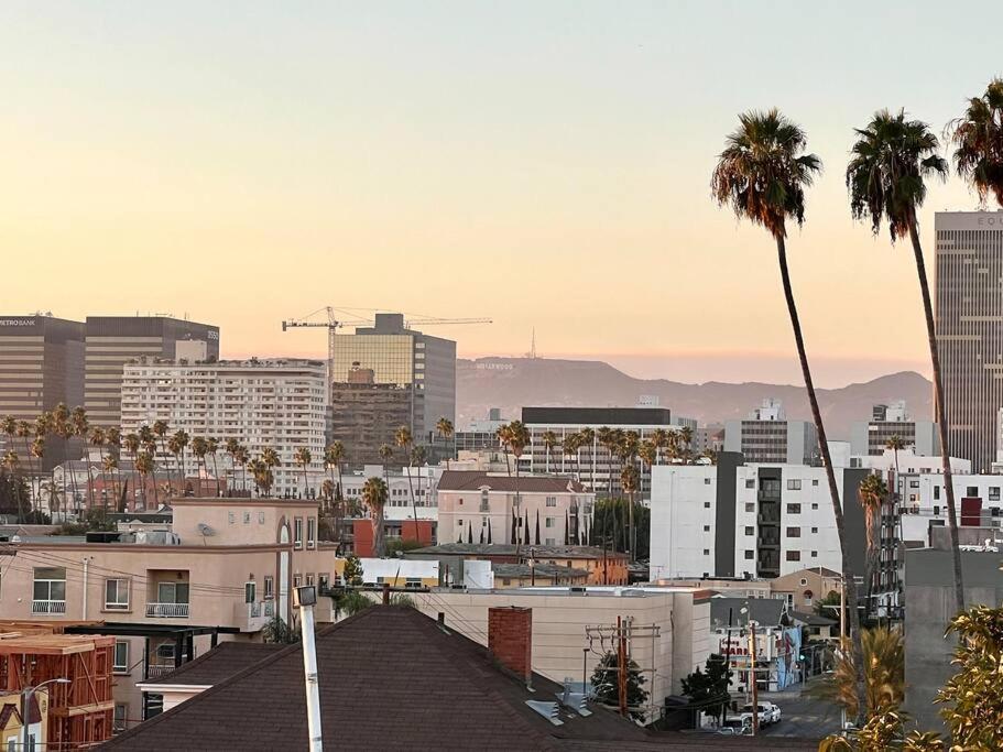 Luxury K-Town Dwelling With Private Rooftop Deck. Los Angeles Exterior photo
