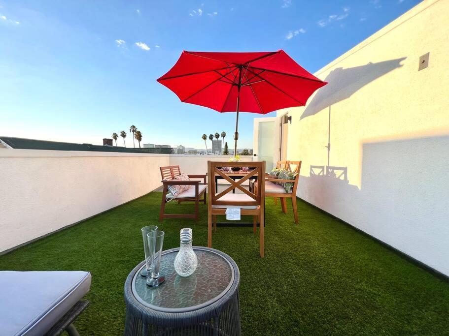Luxury K-Town Dwelling With Private Rooftop Deck. Los Angeles Exterior photo